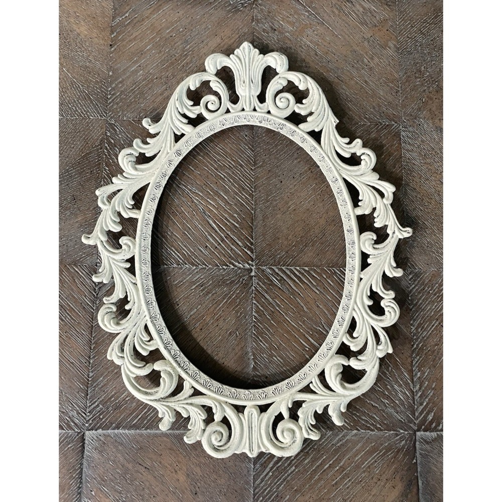 Vtg Painted Oval Ornate Scroll Italian Victorian Metal Wall Frame 13X10 Wedding